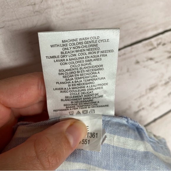 Ellen Tracy women’s 100% linen, stripes, sleeveless tank top! Summer vibes! Med. - Picture 8 of 17